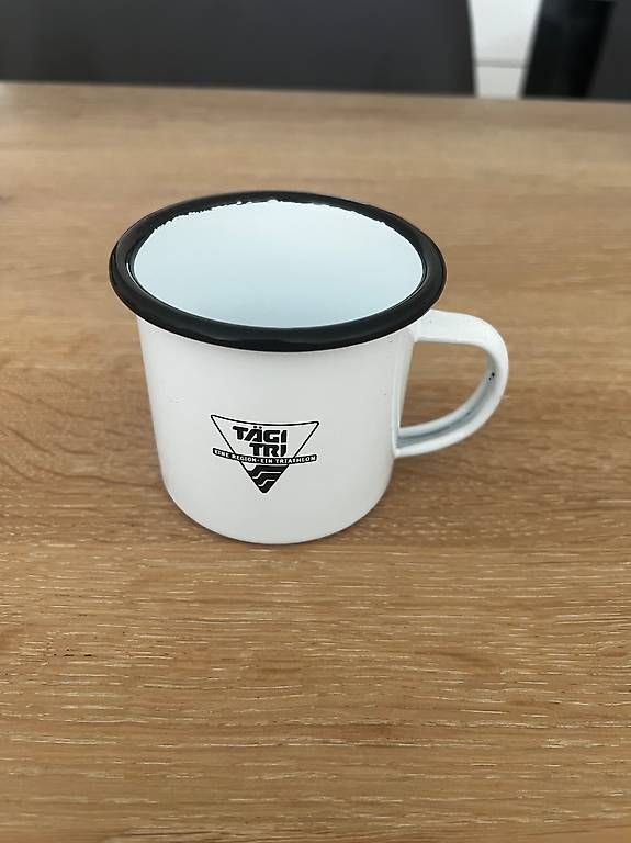 Tasses: Diverse Tassen – D'occasion à Oberwil-Lieli par Jo-Ke