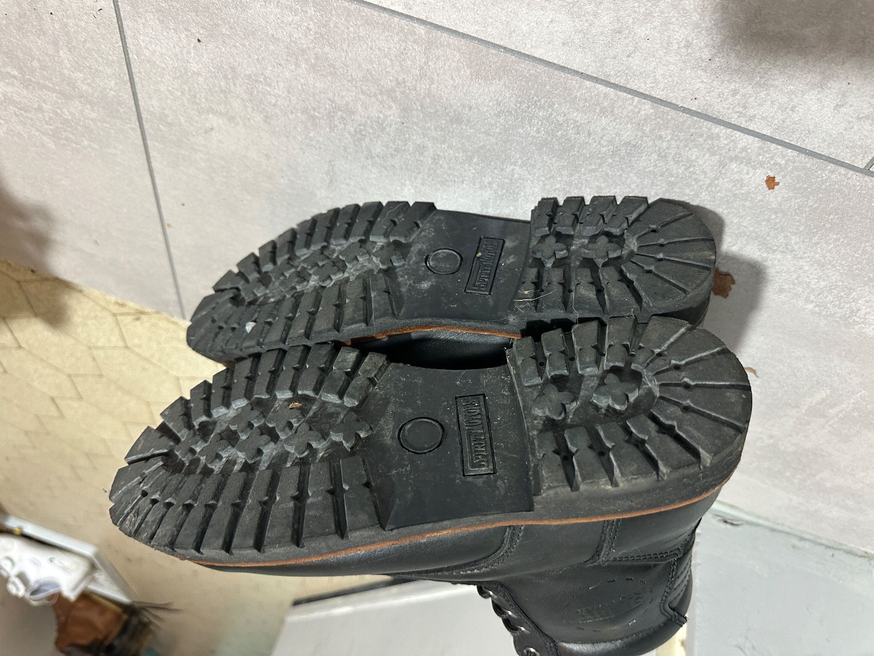 Scarpe da uomo: Motorradschuhe – Usato da Stetten AG venduto da luk_5926 3