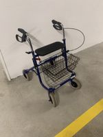 Rollator blau mit Sitz und Korb, Falt- und Höhenverstellbar