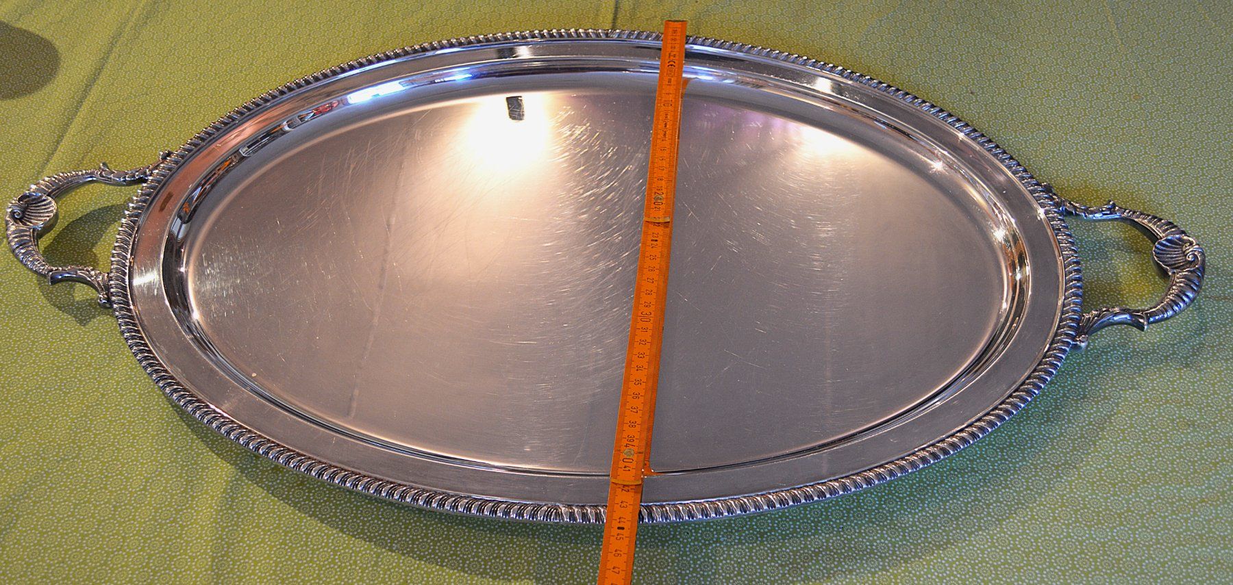 Plateaux: Servierplatte versilbert 43x60cm mit griffen – D'occasion à Beinwil am See par Sonne1946 2
