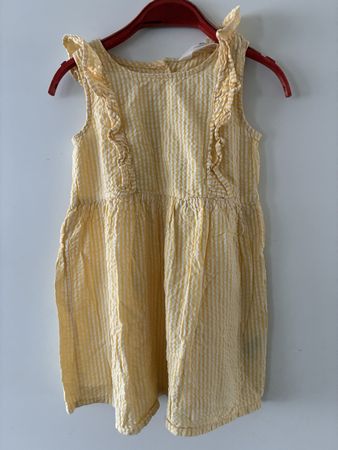 Schönes Kleid Gr. 104, H&M