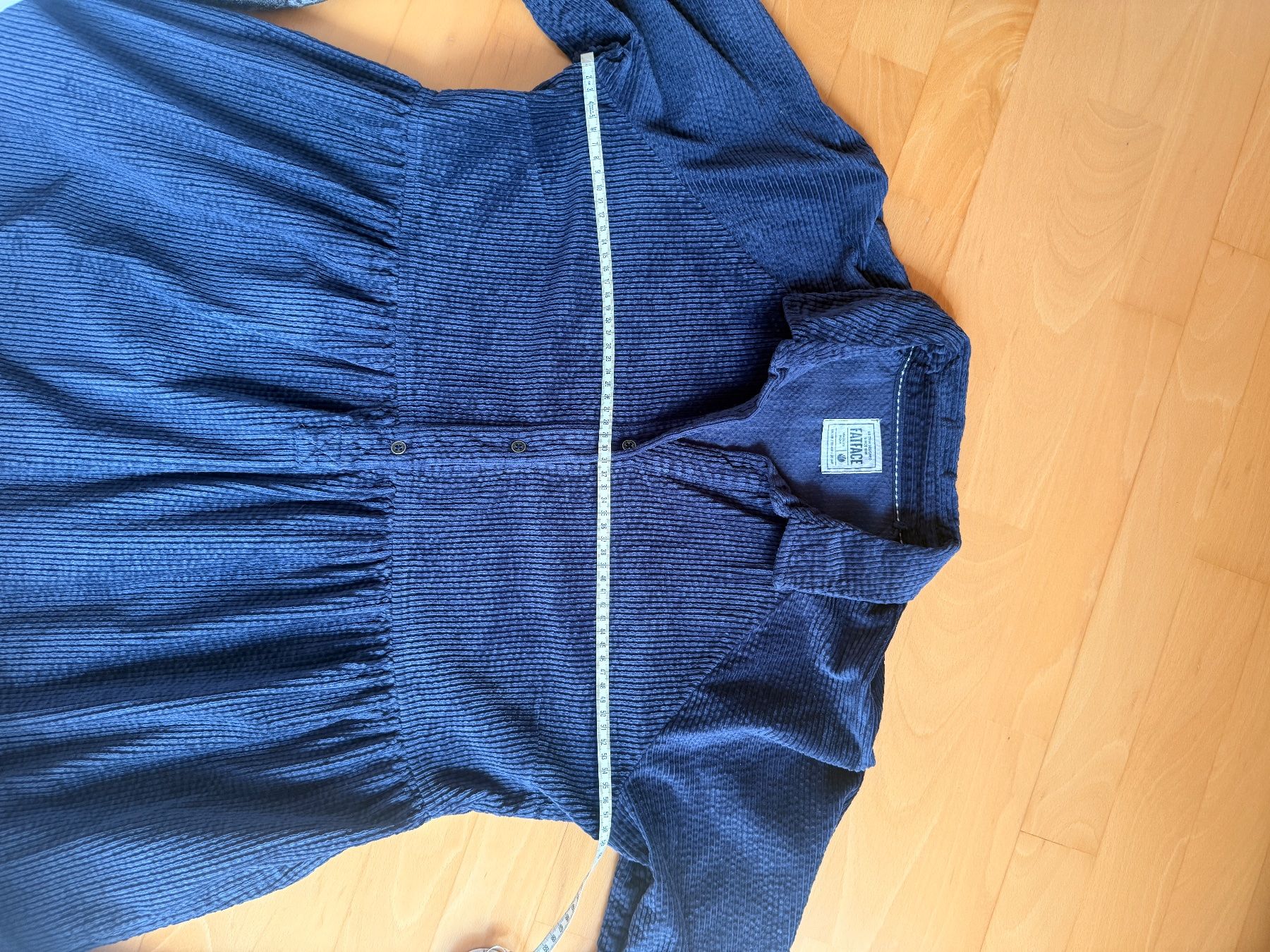 Vestiti: Cord Kleid – Usato da Mastrils venduto da Laura8sevilla 2