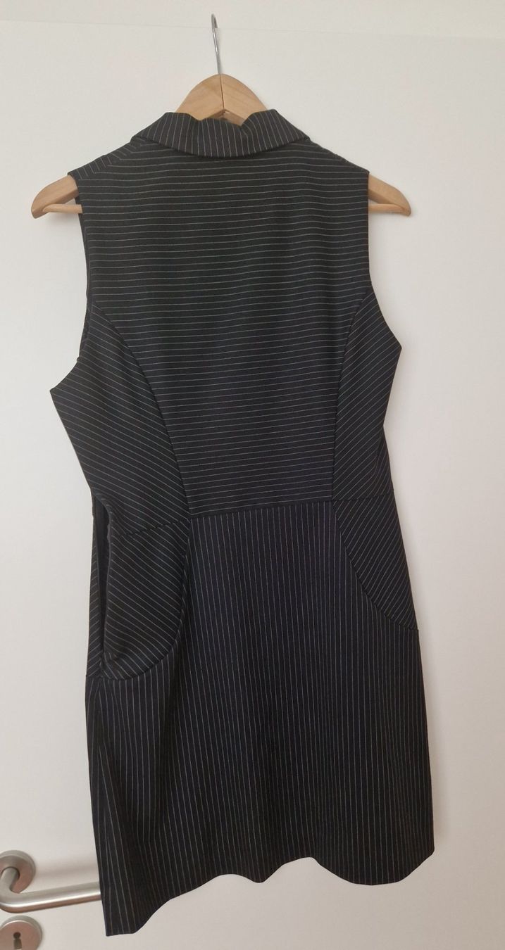 Kookai Kleider: Kookaï Kleid Gr 38 (FR) – Gebraucht aus Erlinsbach SO von ULIKH 3