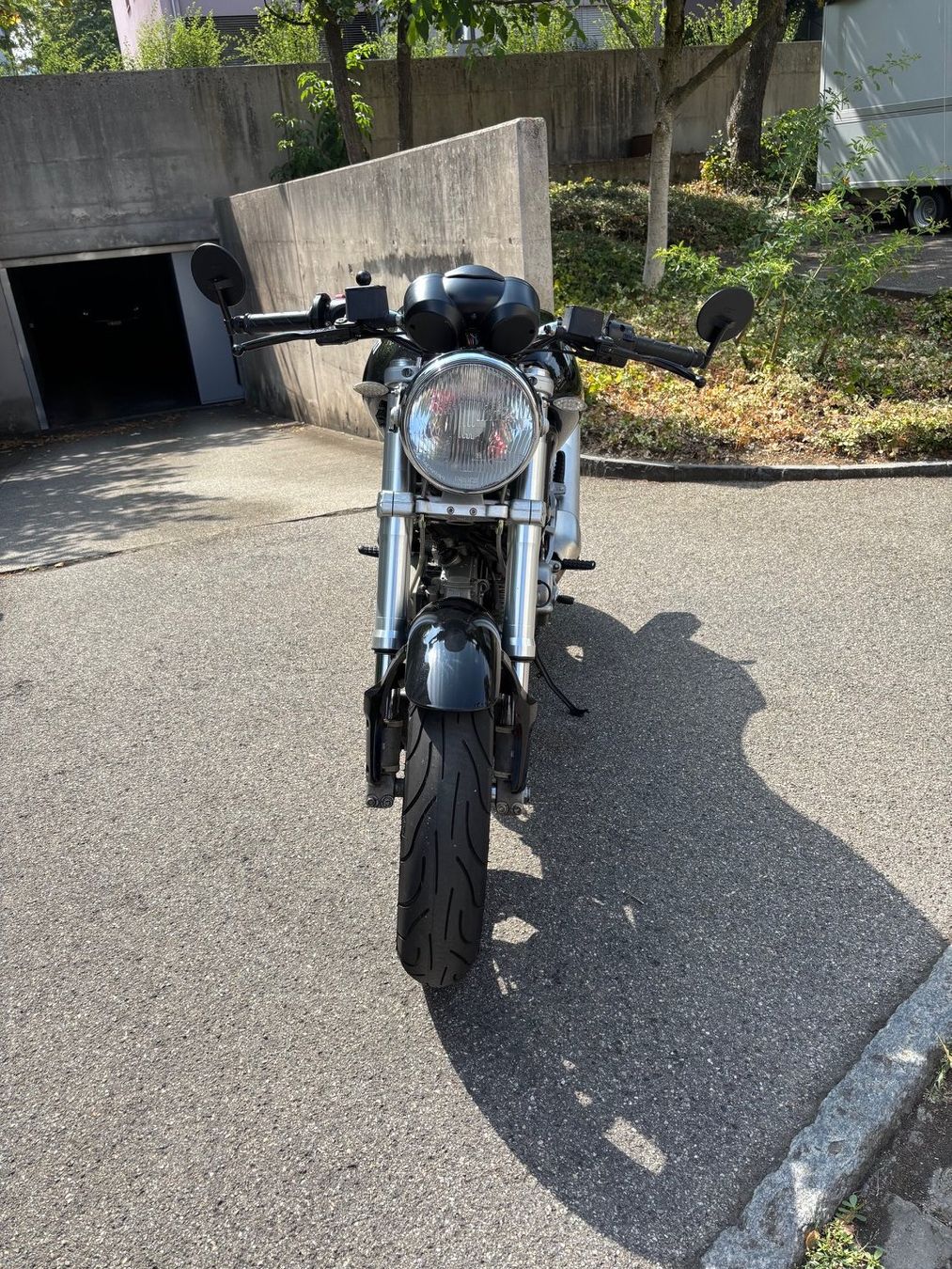 Ducati Strada: 2005 Ducati M620 i.e. – Usato da Füllinsdorf venduto da Moai