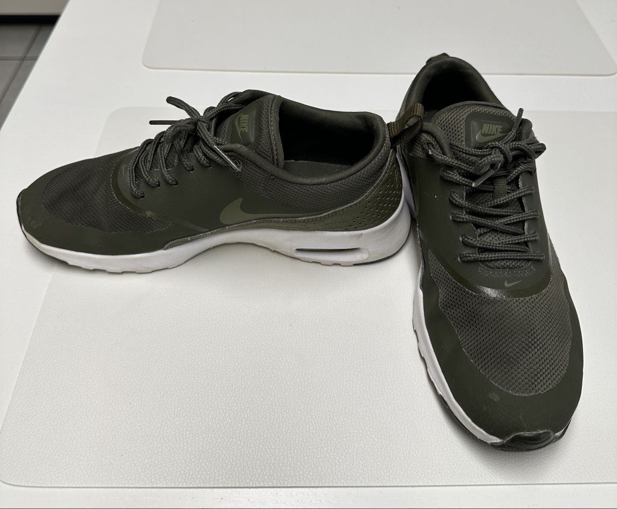 Nike Scarpe da donna: Nike Air Max Thea, Grösse 38 – Usato da Grenchen venduto da Audi8816 1