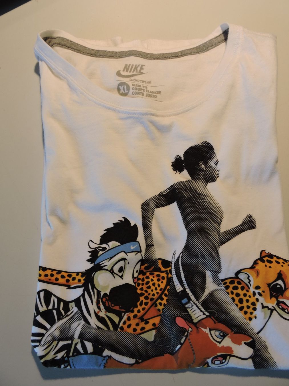 Nike T-shirt: Nike Damen Tshirt weiss Grösse XL – Usato da Hauptwil venduto da Borusse01 6