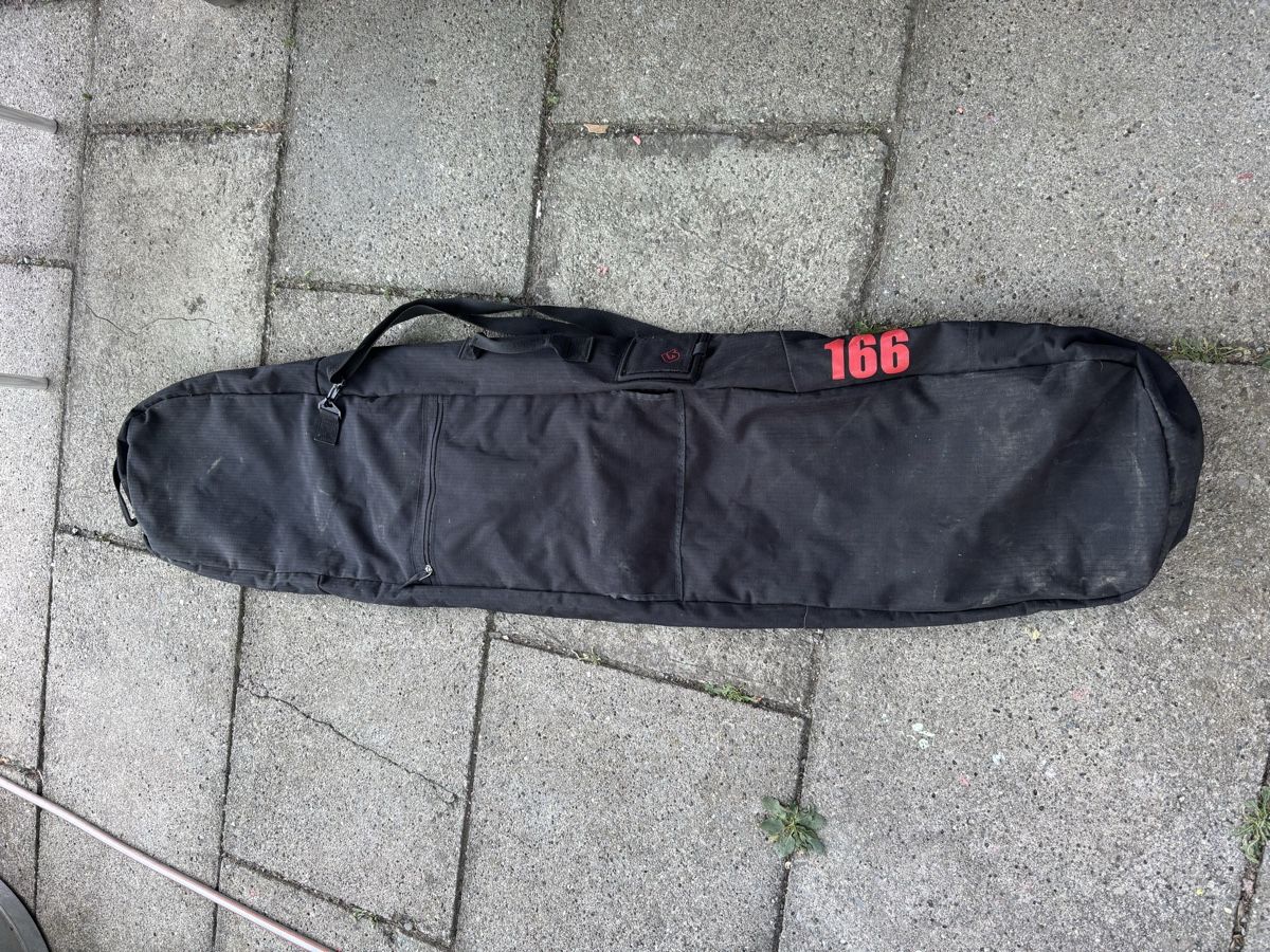 Burton Taschen: Snowboardtasche – Gebraucht aus Erlenbach im Simmental von franiba 1