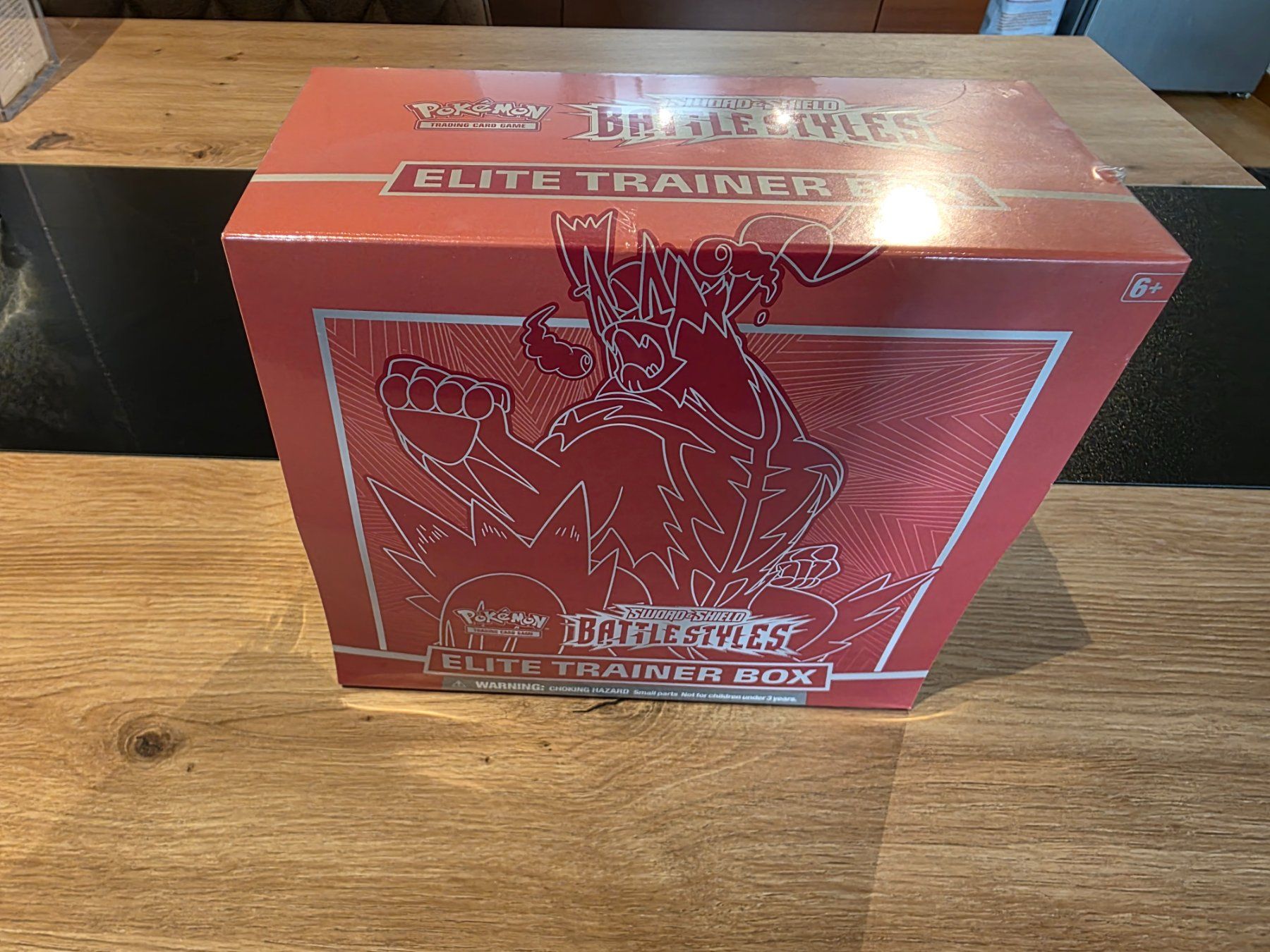 Pokémon Carte collezionabili: Battle Styles ETB Sealed EN – Usato da Berikon venduto da dc8_6y8n