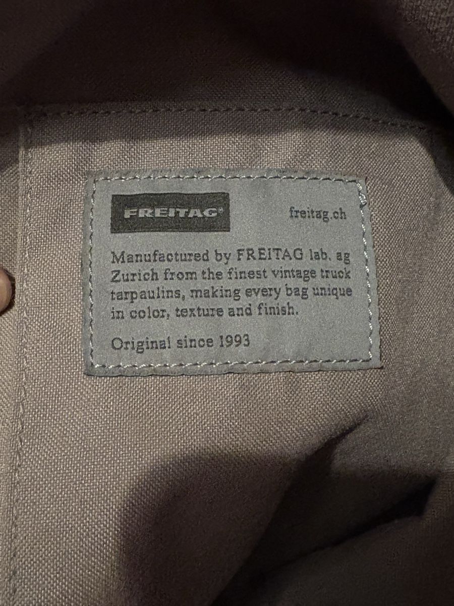 Freitag Borse: Freitag R.Y.2748743 red backpack - perfect for everyday use! – Usato da Bottmingen venduto da aozlems 4