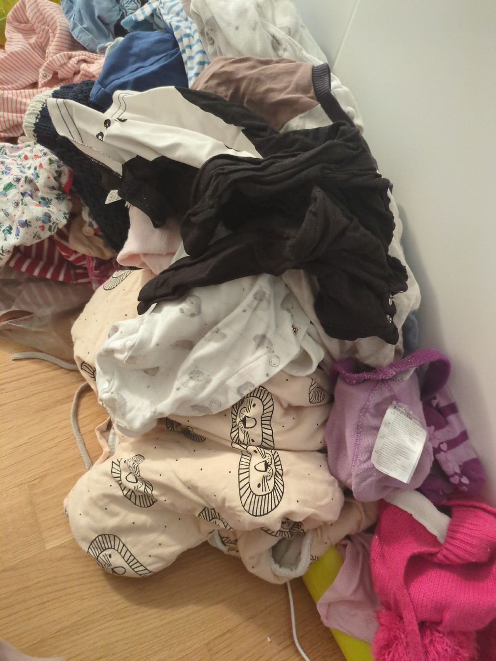 Lotti di vestiti: Baby Clothes Bundle - 74 Sizes, 25+ Items – Usato da Bad zurzach venduto da dar_jy22