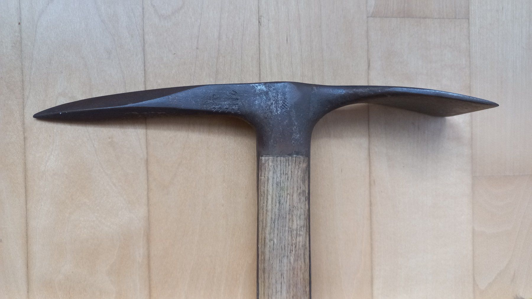 Kletterausrüstungen: Vintage Eispickel – Gebraucht aus Wetzikon ZH von be_sc 2
