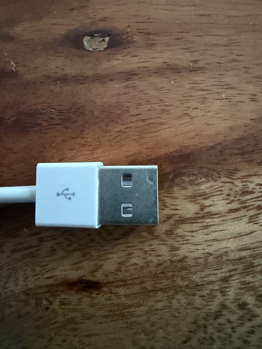 Apple Kabel: USB Kabel für Apple iPhone / iPad, Neu, 10 Stück  – Neu und originalverpackt aus Widnau von Doctor_Hemp 1