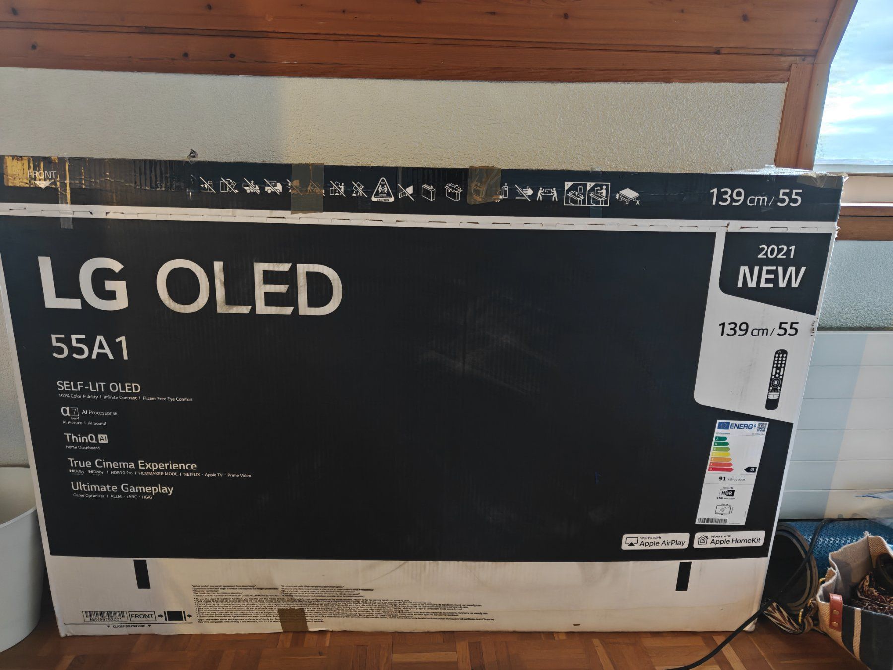LG Televisori: Television LG OLED 55 inch screen good condition – Usato da Neuchâtel venduto da ray_69zr 4