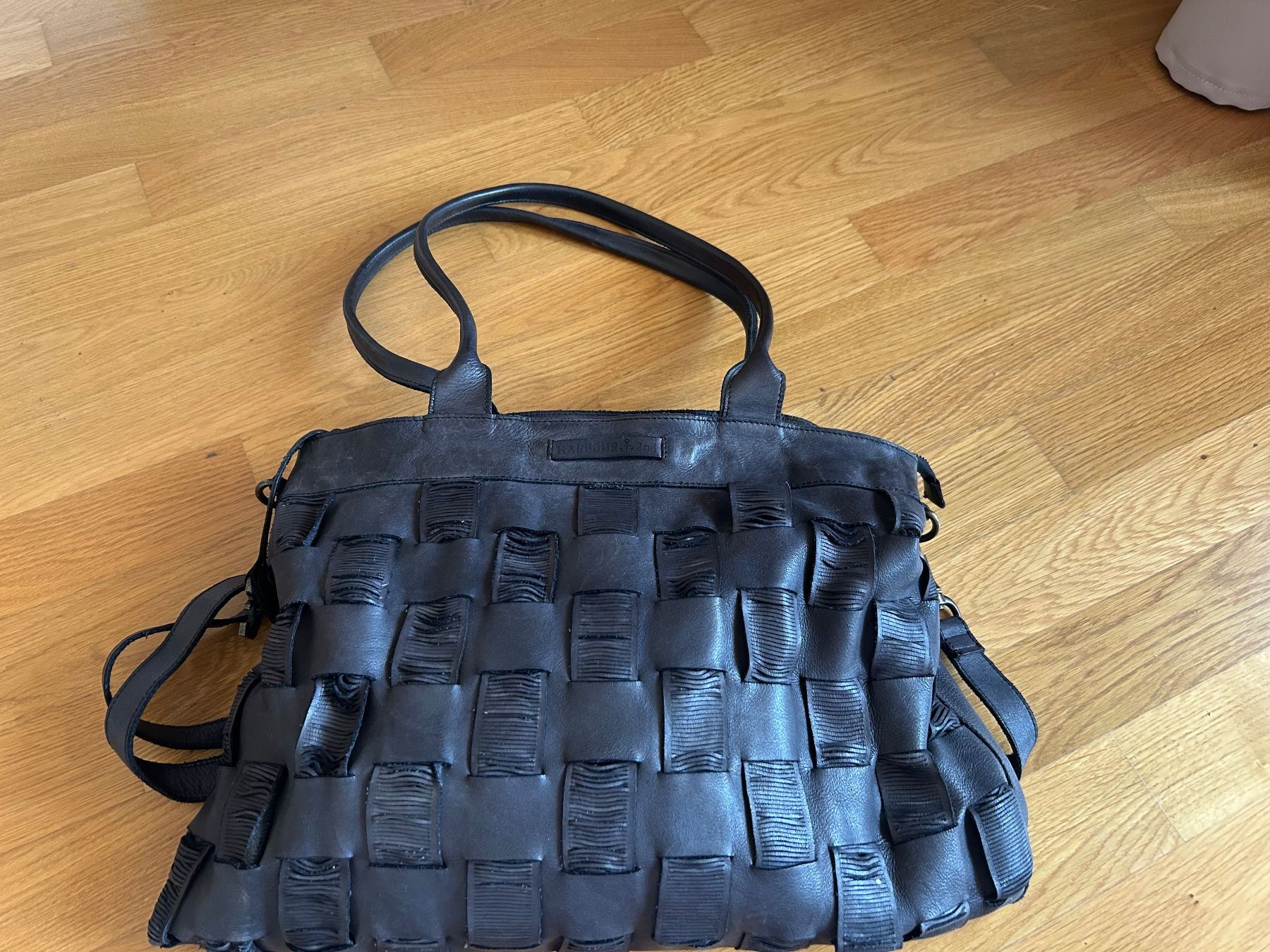 Borse da donna: Neuwertige Ledertasche / Umhängetasche – Nuovo (secondo la descrizione) da Rorschach venduto da LuciaTramp 2