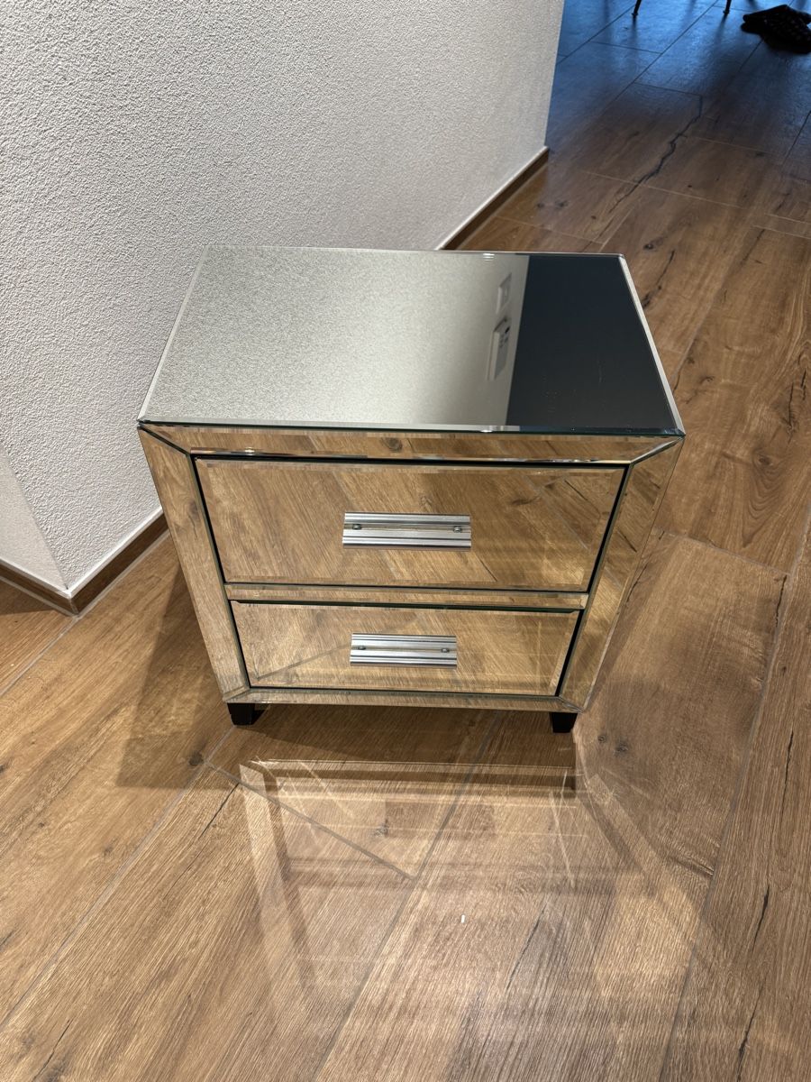 Comodini: 2 Spiegelnachttische 30x45x50cm – Nuovo (secondo la descrizione) da Lachen SZ venduto da nathiisch 1