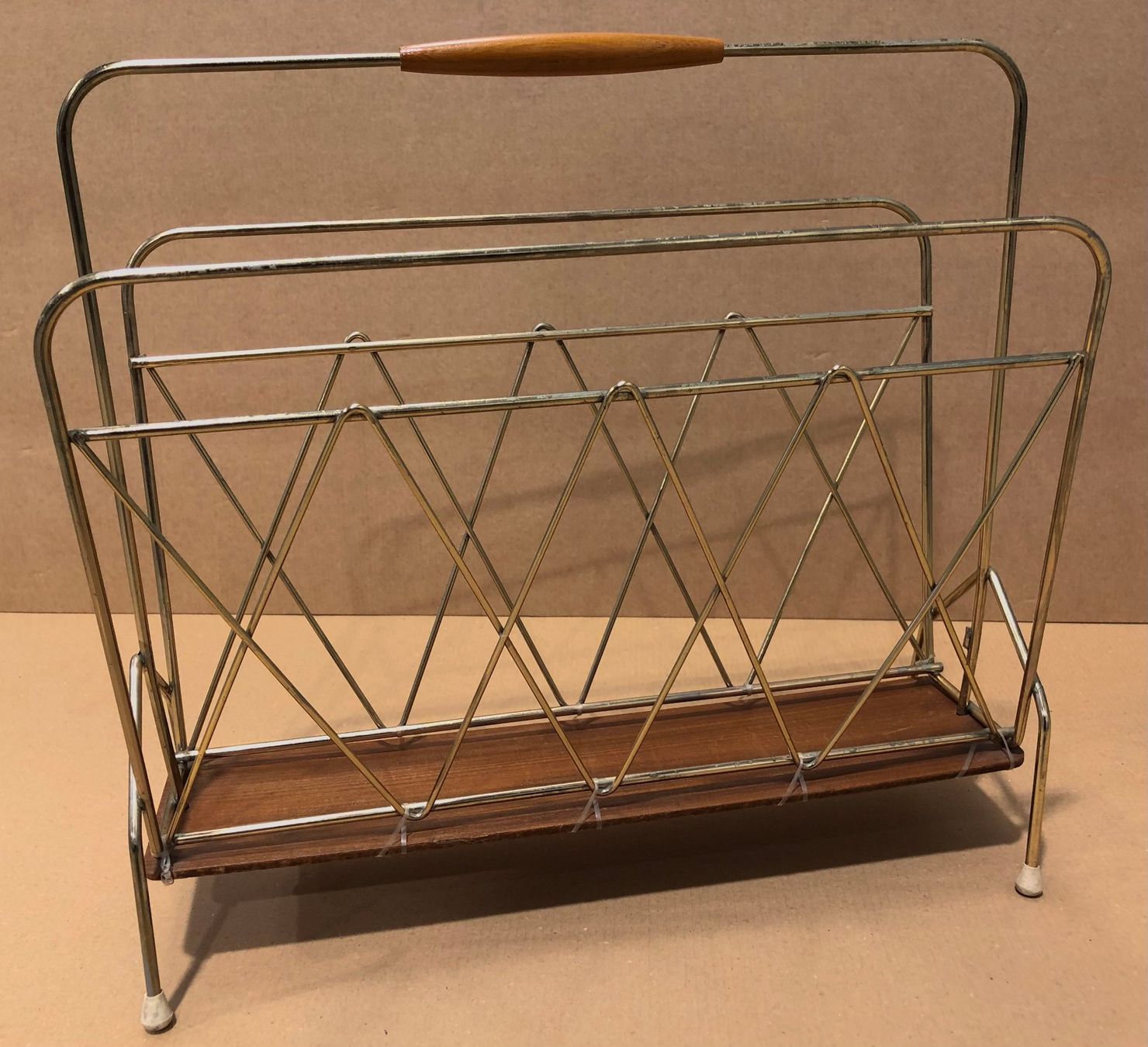 Altro per la casa: vintage Zeitungsständer 60er – Usato da Obfelden venduto da utakru 3