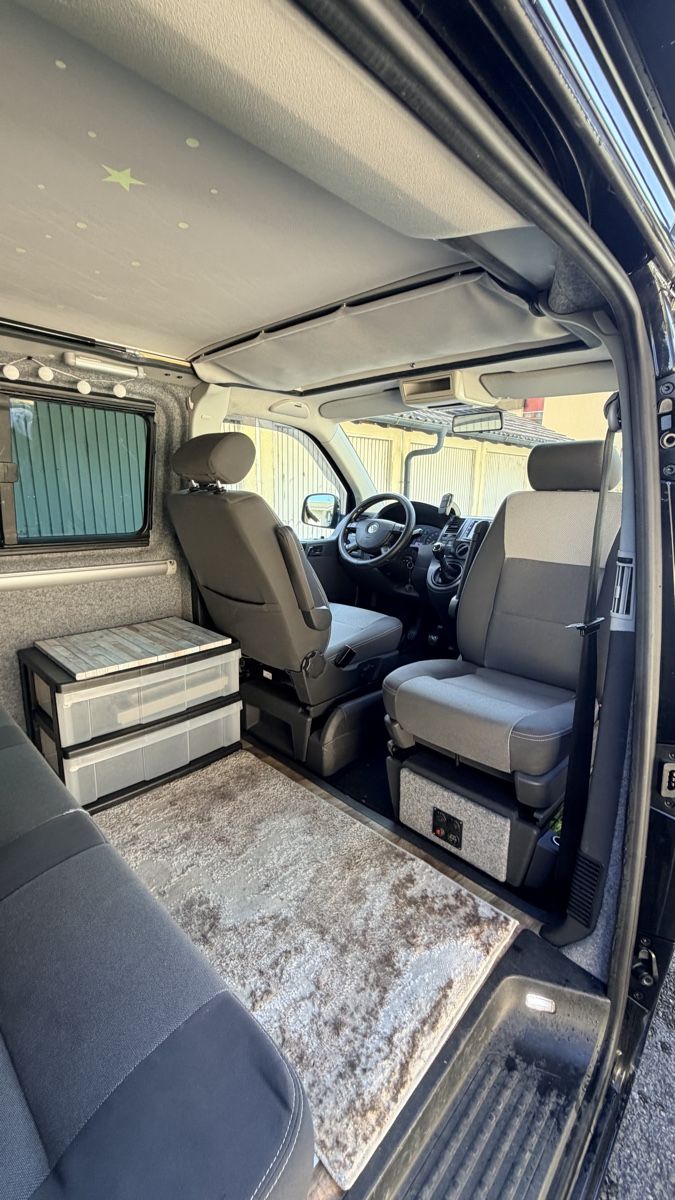 VW Automobili: Vw t5 2.5 tdi – Usato da Vouvry venduto da Carlosline 2