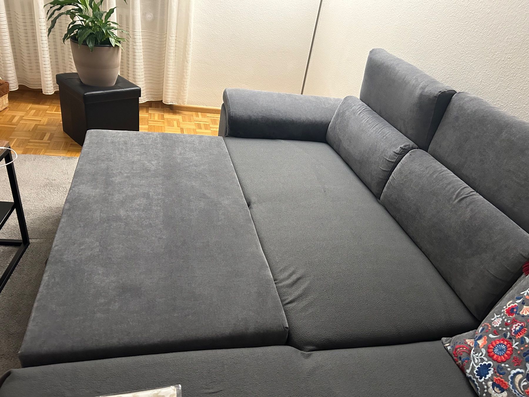 Sofas: Schlafsofa – Gebraucht aus Allschwil von jas_jlx9 4