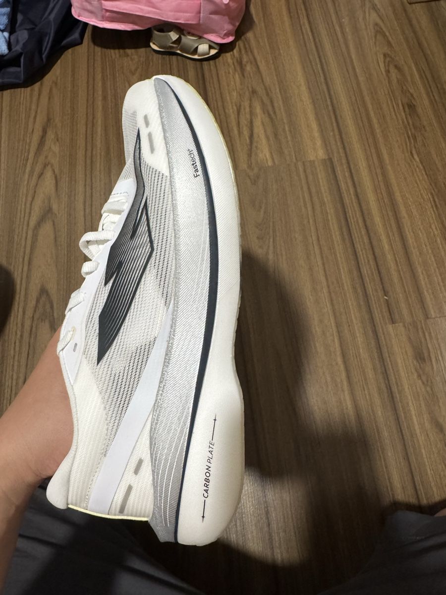 Decathlon Scarpe da uomo: Chaussures de running carbone, Kiprun Kipstorm Challenger – Nuovo e nell'imballaggio originale da Bôle venduto da hap_s8yf 2