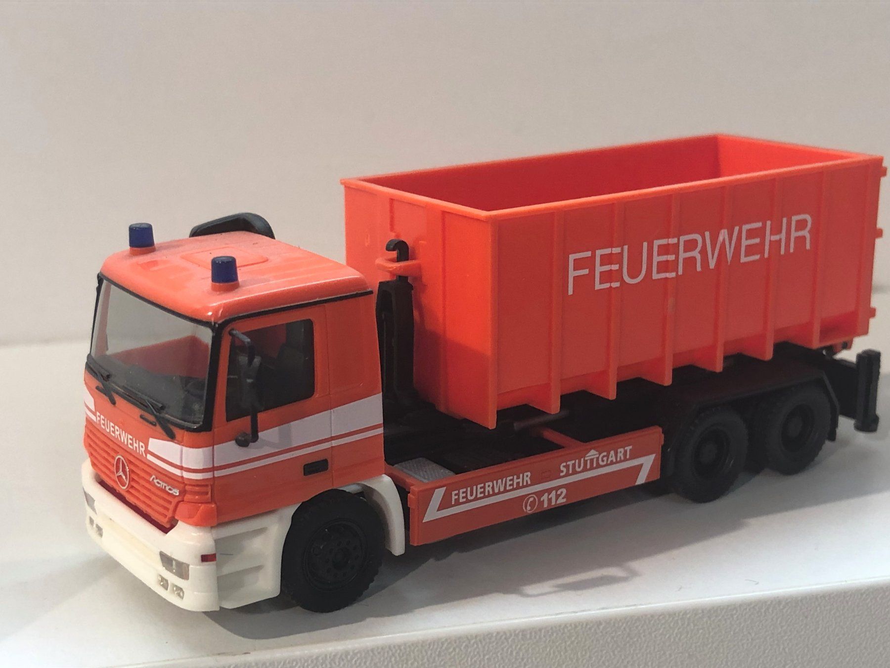 Herpa Modellini d'auto: herpa "FW Stuttgart"-set 1:87 – Nuovo (secondo la descrizione) da solothurn venduto da Lrz74 1