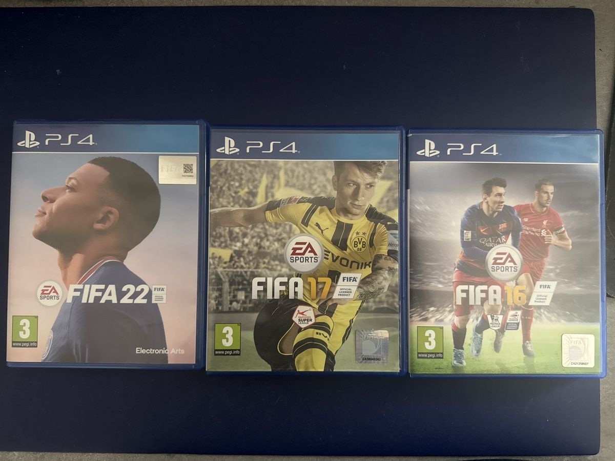 Sony Giochi: Divers jeux ps4 – Usato da Fribourg venduto da dio_79ds