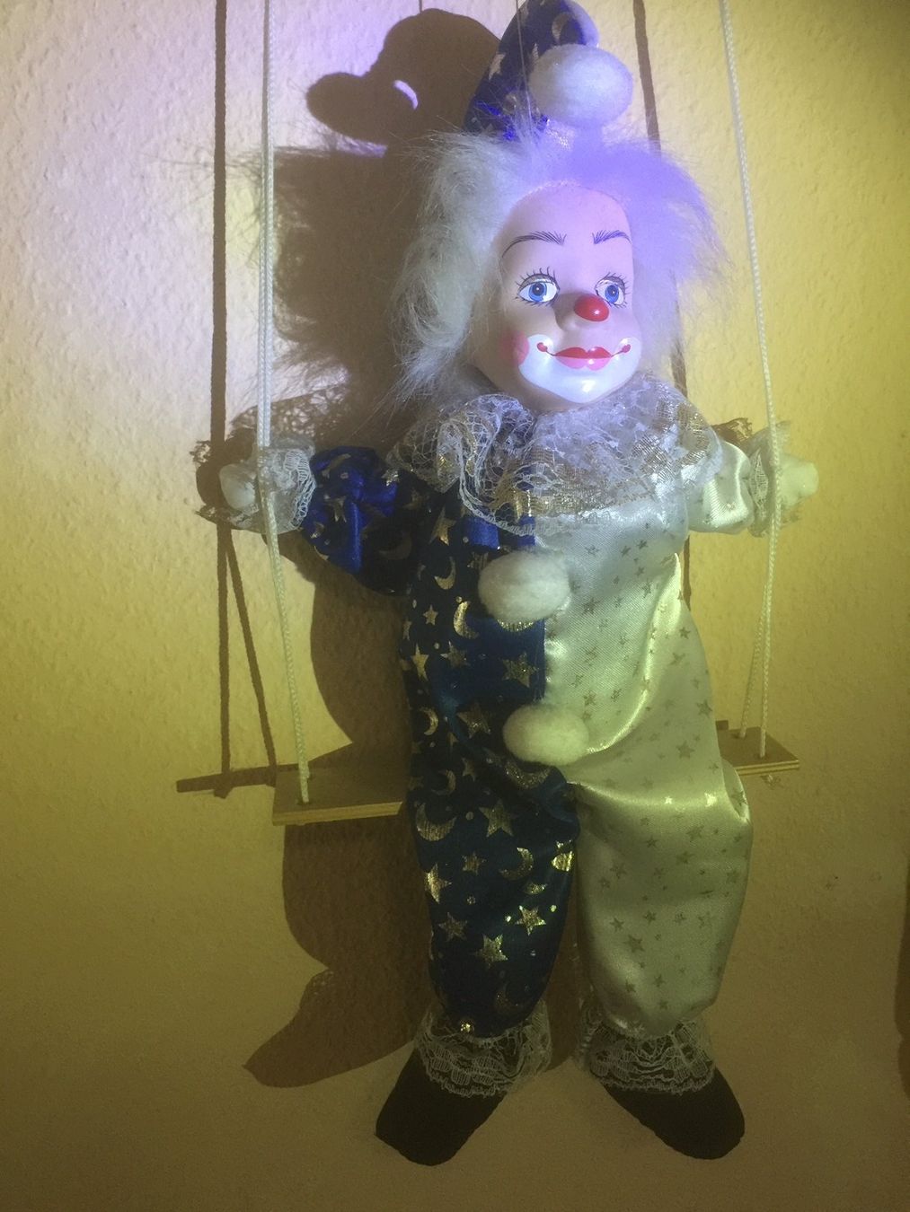 Puppen: schöne Clownpuppe auf Rittseil – Gebraucht aus Bolligen von Astrophysiker06 2