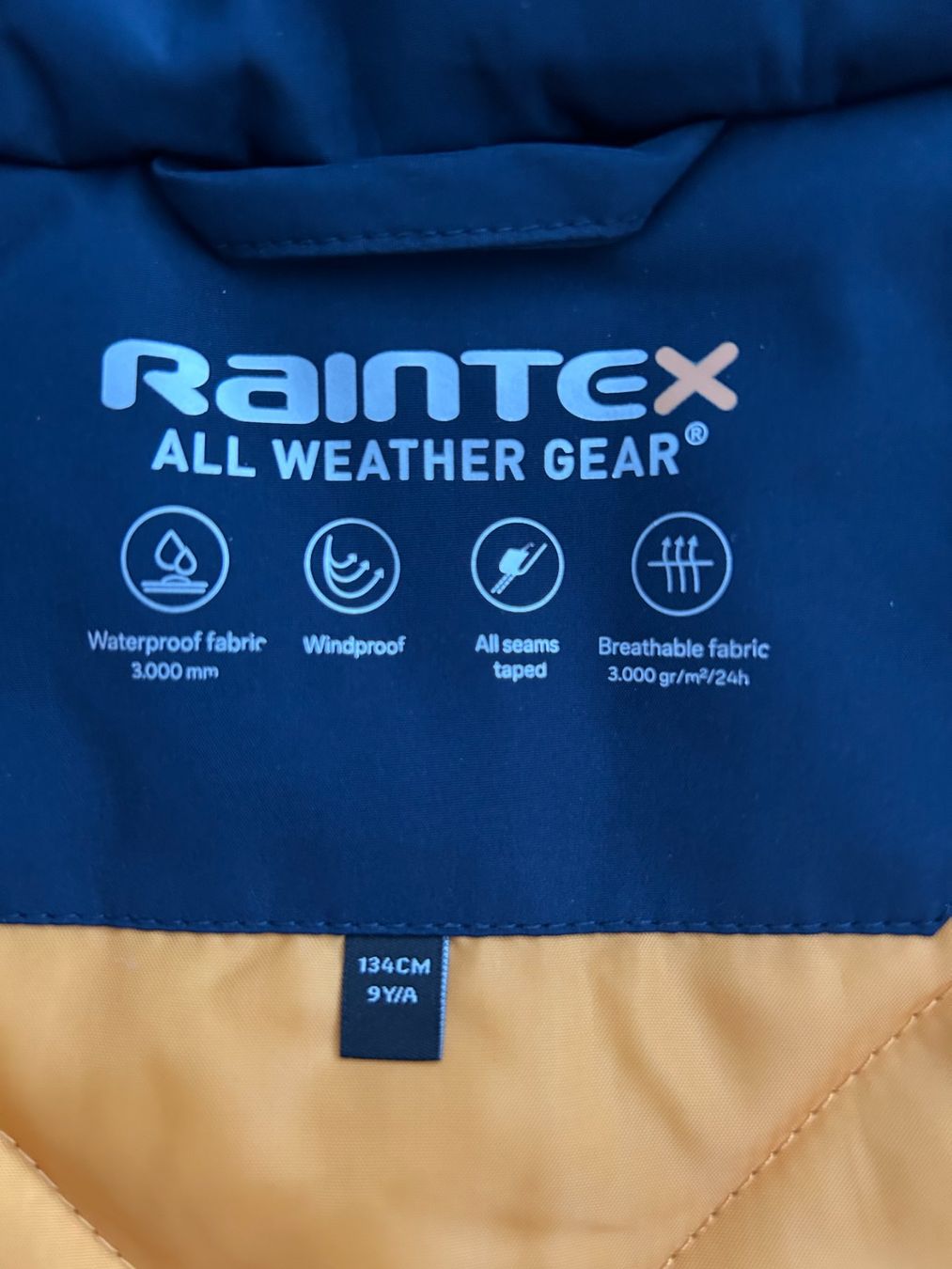 C&A Giacche & Cappotti: Winterjacke, Grösse 134 – Usato da Zumikon venduto da meter03 3