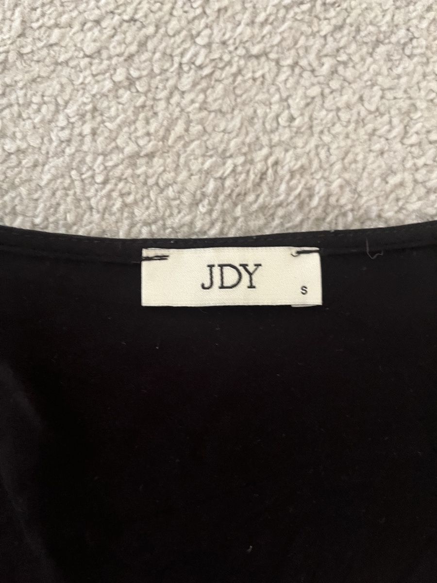 Camicette: Luftige dünne schwarze Bluse mit Knöpfen – Usato da Zürich venduto da ole_8rwr 1