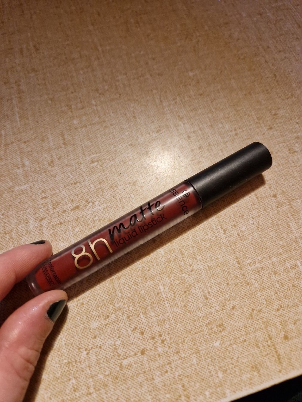 Make-up: Essence 8h Matte Liquid Lipstick – Usato da Luthern venduto da Ricolinchen