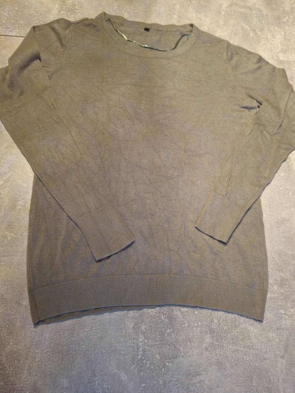 Pulls & Sweat-shirts: Pull vert olive taille L marque Chicorée – D'occasion à Villiers par san_jn5w