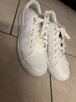 Nike sneakers 36