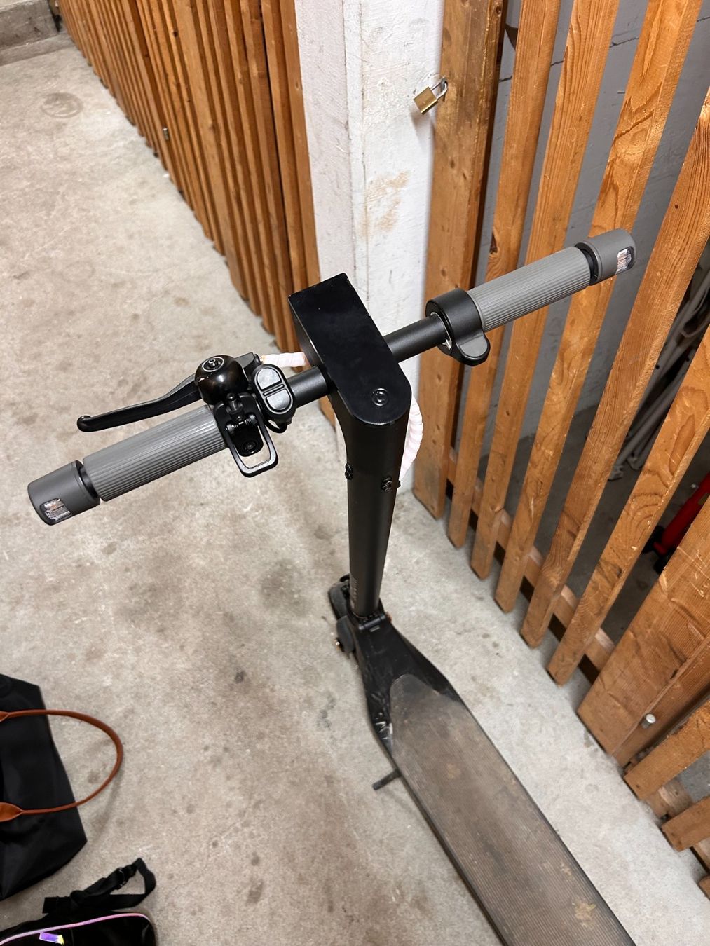 Xiaomi Kickboard: Xiaomi E-Scooter 4 Lite (2nd Gen.) – Usato da Horgen venduto da Sunshine_12399 8