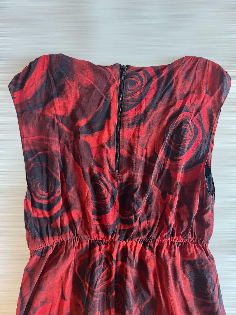 Kleider: Robe Alice + Olivia à imprimé roses rouges Taille M – Gebraucht aus Lausanne von Stephaniesdressing 6
