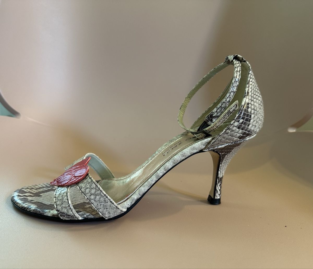 Scarpe da donna: Sandalen, Alberto Zago, Python/rot, Grösse 39 – Nuovo (secondo la descrizione) da Oberwil BL venduto da orsay