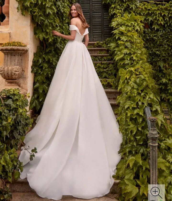 Vestiti: Hochzeitskleid neuwertig – Nuovo (secondo la descrizione) da Seewen SZ venduto da ste_syj9 2