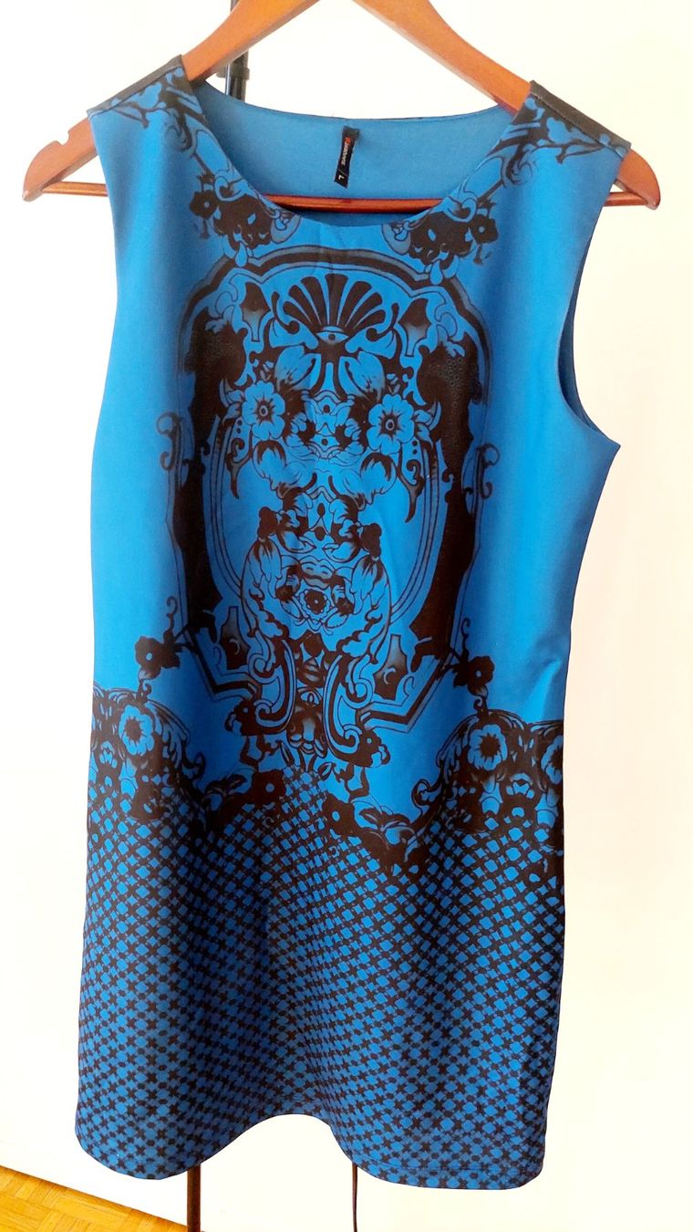 Kleider: Elegantes Sommerkleid Versace Stil – Gebraucht aus Horgen von zur_jq85 3