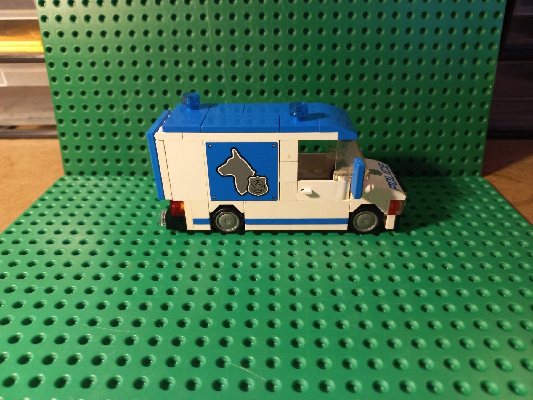 Lego Giocattoli: Le véhicule de police Lego – Usato da La tour de treme venduto da Legocreation82 3