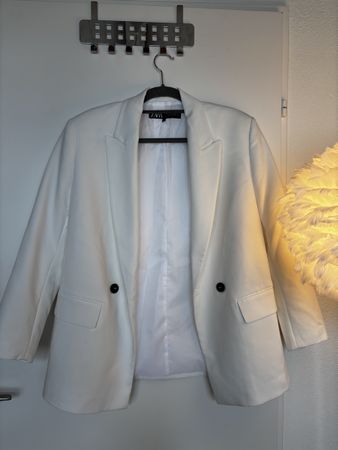 Damen Blazer ZARA Weiss Grösse XS neuwertig