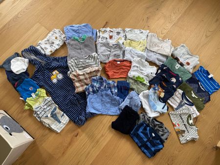 ***Riiiesiges Kleiderpaket für Jungs 74***