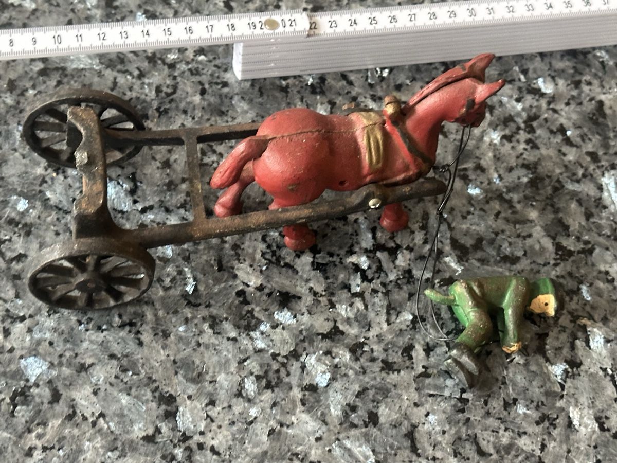 Carrozze: Vintage Gusseisen Kutsche – Usato da Deitingen venduto da Himhip 4