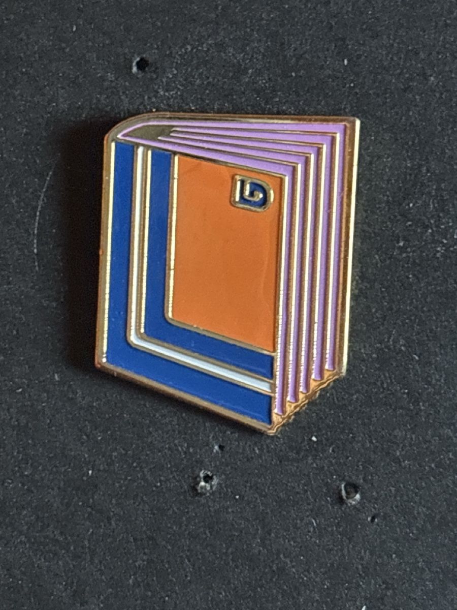 Plaquettes & Badges: Pin Buch – D'occasion à Lützelflüh-Goldbach par NicoleL.