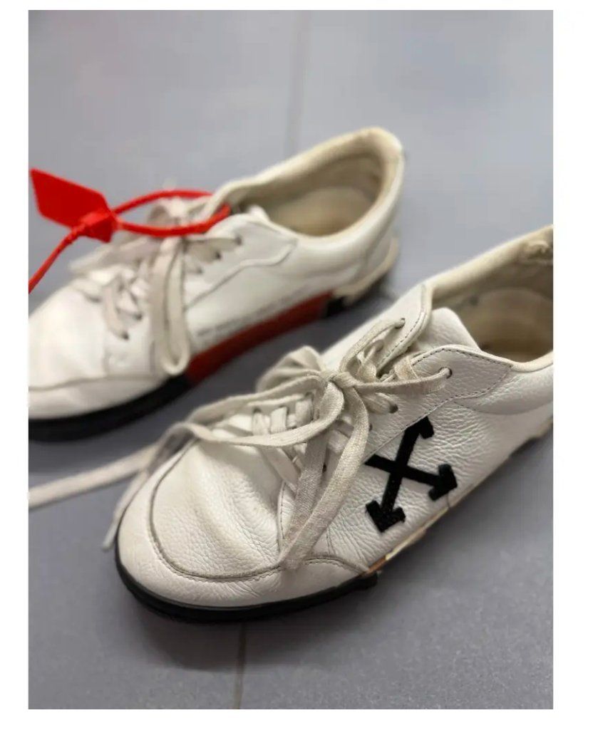 Off-White Scarpe da uomo: Off-White sneekers – Usato da Küsnacht ZH venduto da theatorp 2