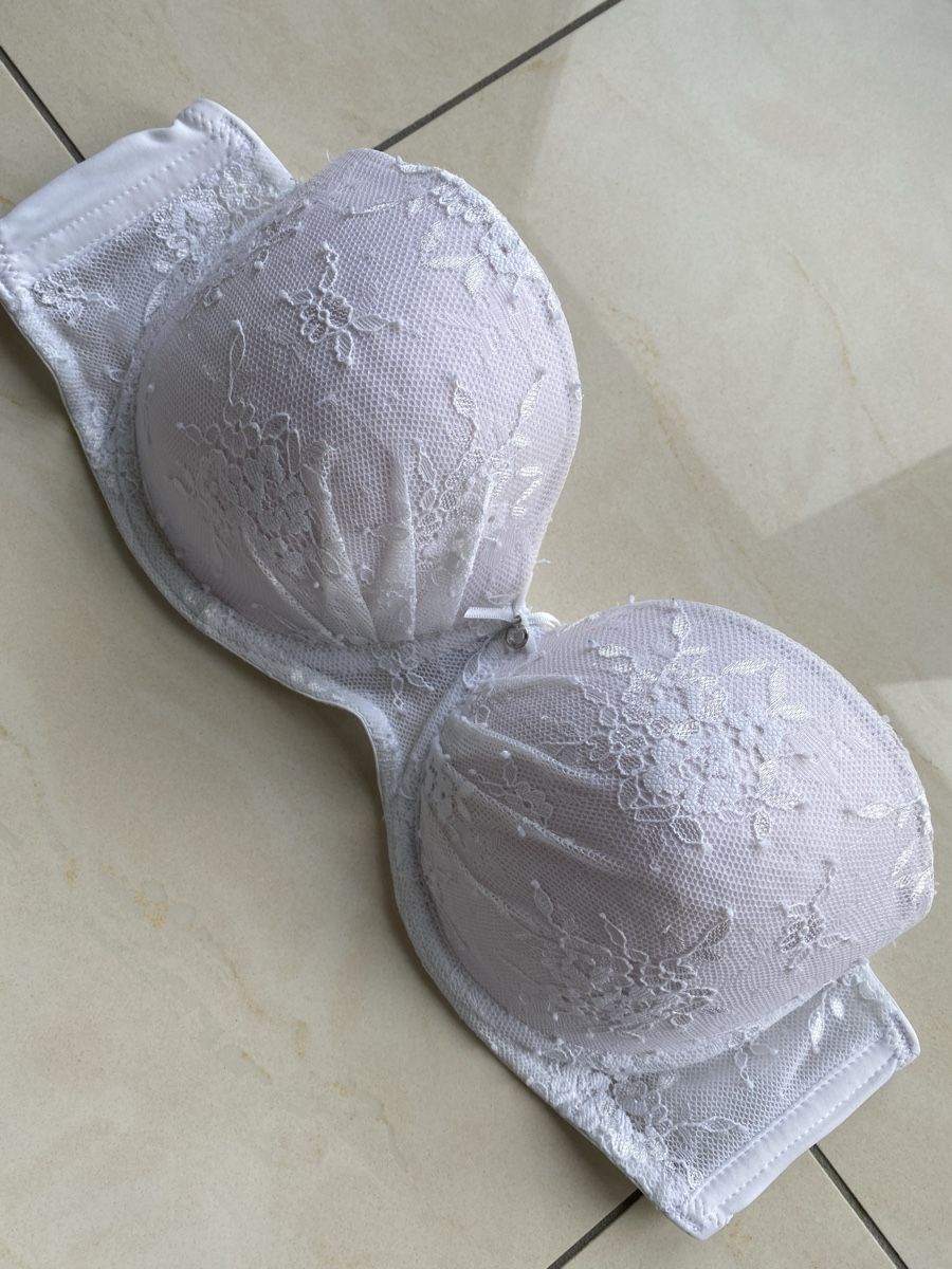 Altra biancheria intima: BH trägerlos – Usato da Eiken venduto da jessycat01 1