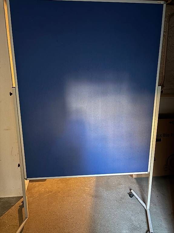 Lavagne: Pinwand auf Rollstativ – Usato da Basel venduto da giraffe028
