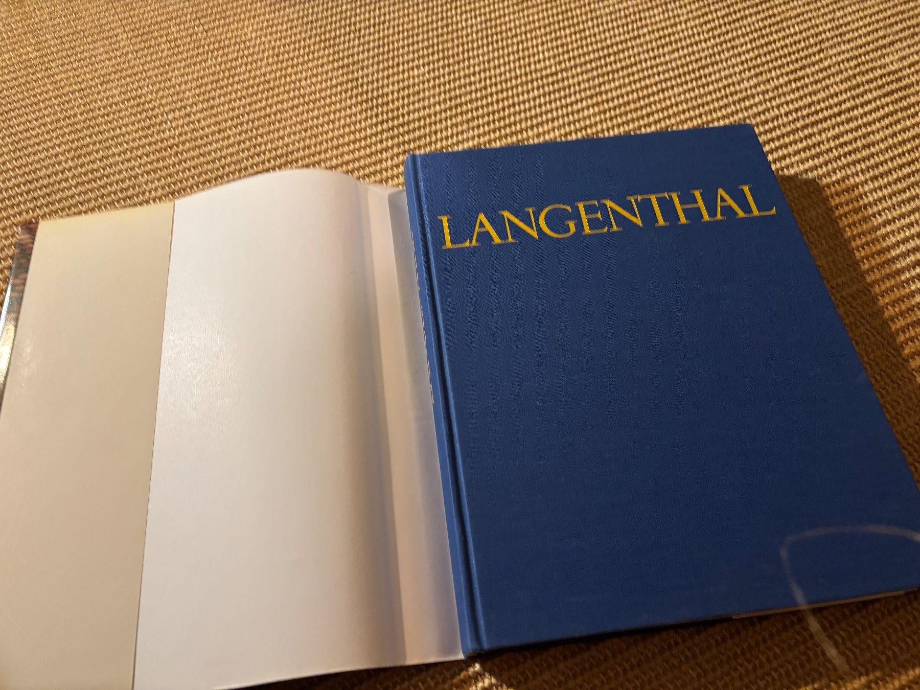 Libri: Langenthal. Eine heimatkundliche Bilddokumentation – Usato da Langenthal venduto da Riccardamax 1