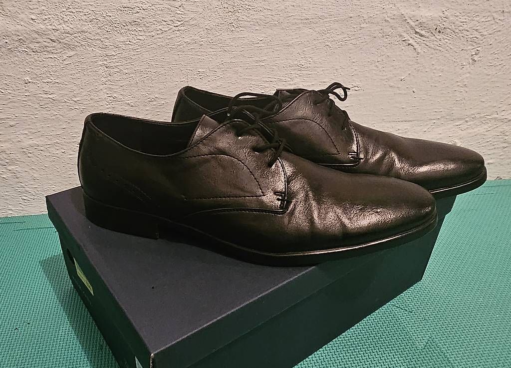 Scarpe da uomo: Elegante Herrenschuh Schwarz 45 – Usato da Hinteregg venduto da osop1000