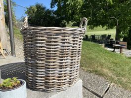 Korb Rattan für Pflanzen grau ca. H 54 cm guter Zustand