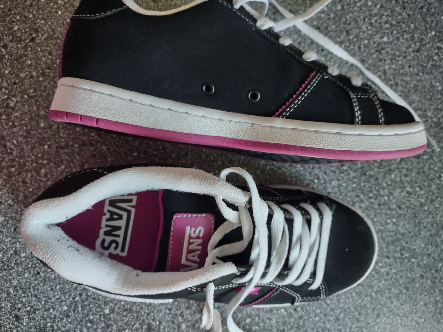 Vans Scarpe da donna: Vans Schuhe gebraucht – Usato da Montlingen venduto da Nikita-Sidney 2