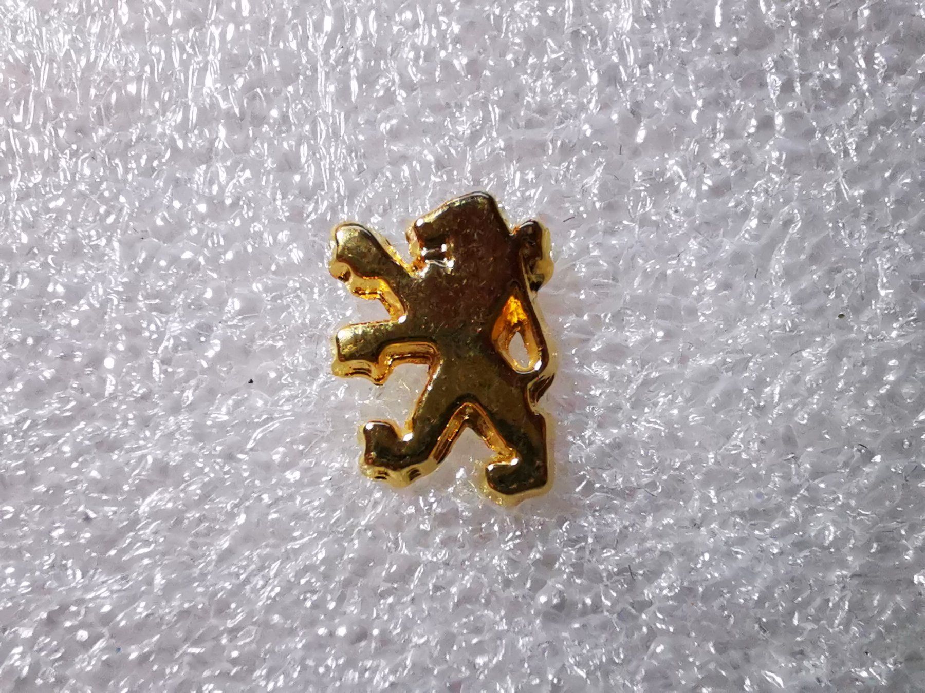 Placchette & Badge: Ansteckpin 192: Auto Peugeot – Usato da Oppligen venduto da Pin-Fall-Shop