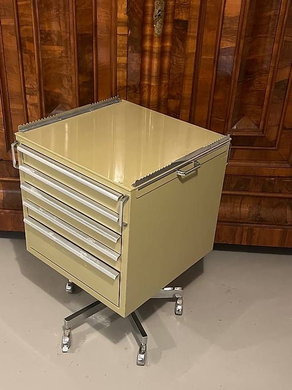 Banconi: Zahnarztmöbel / Rollcontainer – Usato da Zürich venduto da StivaCreativa 2
